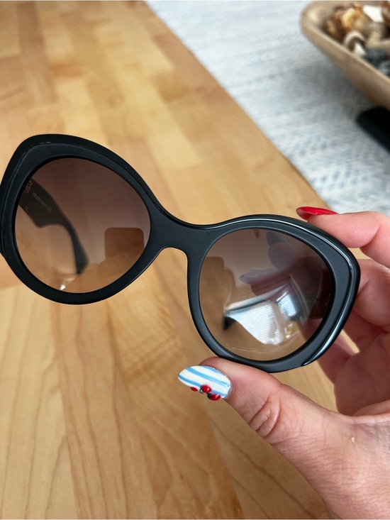 Prada Black Oversized Frame Sunglasses (authentic) main image 7